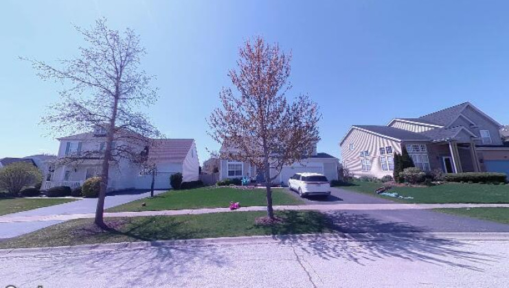 97 w hampton ct, round lake, il 60073