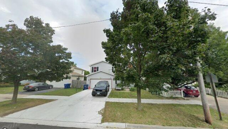 657 s mcalister ave, waukegan, il 60085