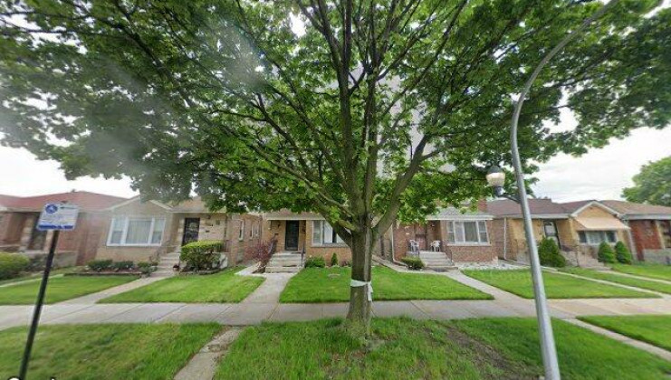 9012 s ridgeland ave, chicago, il 60617