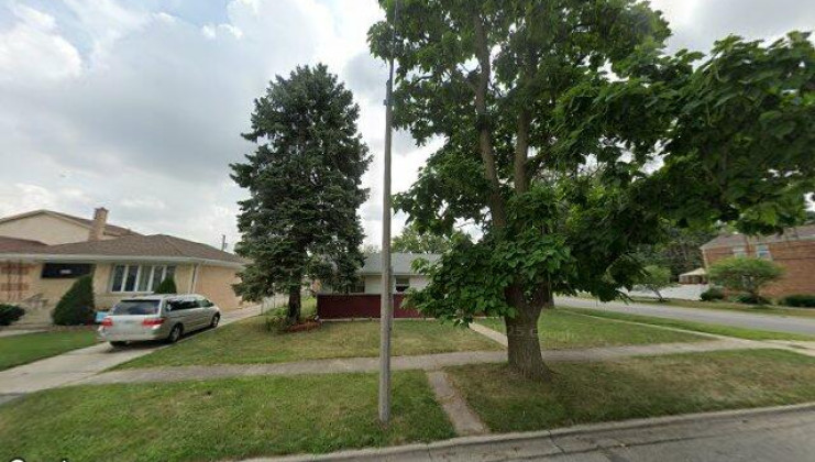 9047 s albany ave, evergreen park, il 60805
