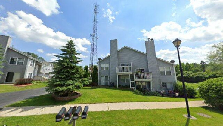 1012 castleshire dr unit 2b, woodstock, il 60098