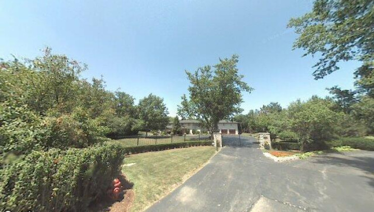 1900 half day rd, bannockburn, il 60015