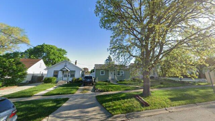 1242 solfisburg ave, aurora, il 60505