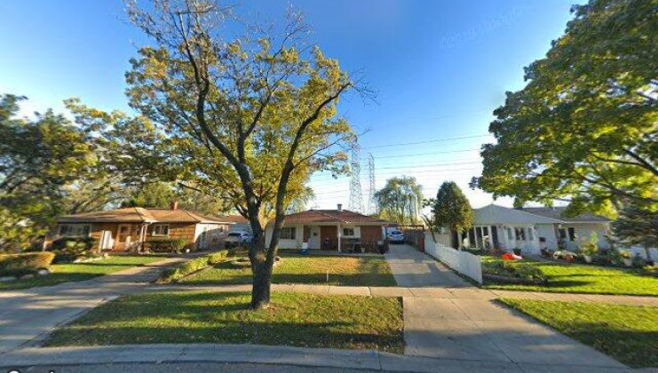 215 e wayne pl, wheeling, il 60090