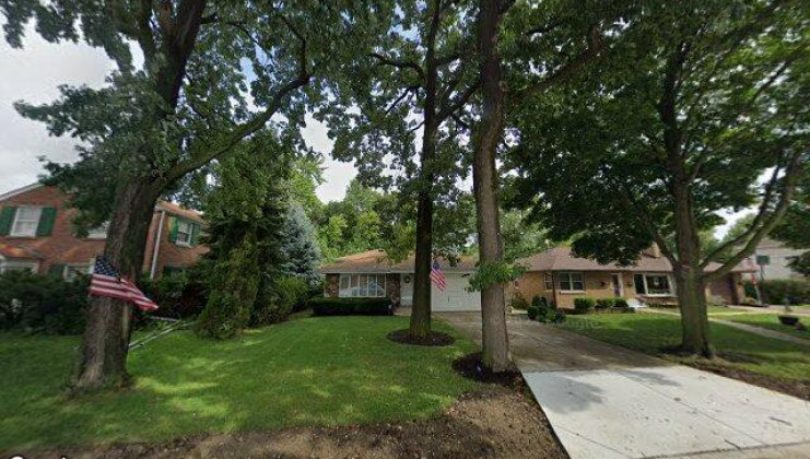 5530 greenwood ave, morton grove, il 60053