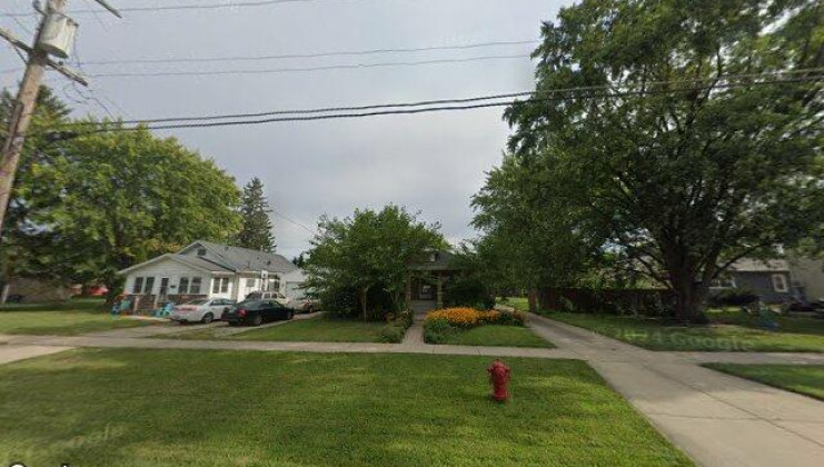 318 e 2nd st, lockport, il 60441