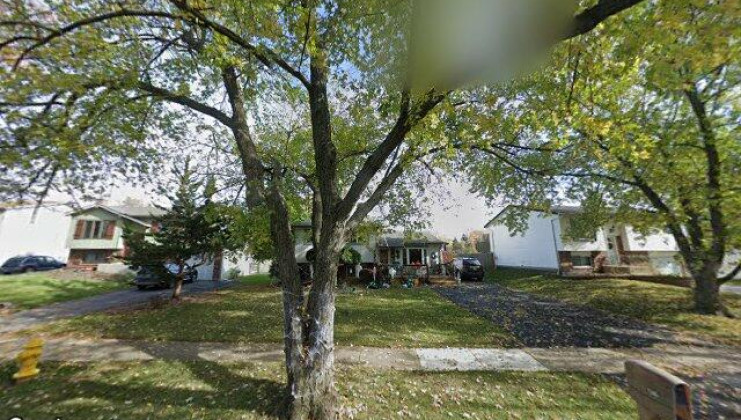 136 olympic dr, bolingbrook, il 60440