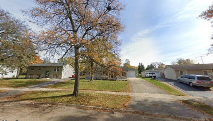 208 pacific dr, bolingbrook, il 60440