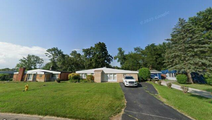 15245 parkside dr, markham, il 60428