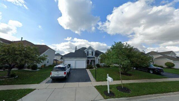 43 garfield ln, streamwood, il 60107