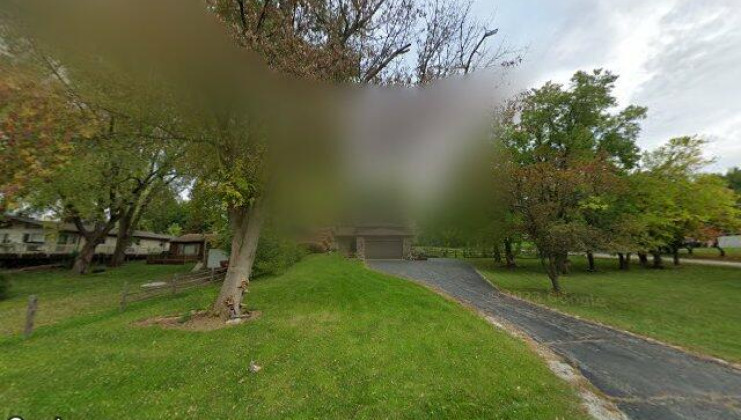 34857 lakeview ct, mchenry, il 60051