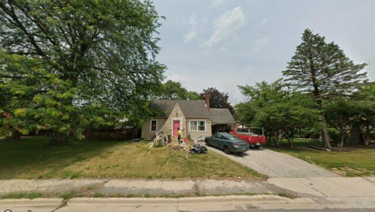 165 w 34th st, steger, il 60475
