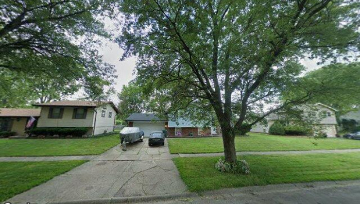 17624 larkin ln, country club hills, il 60478