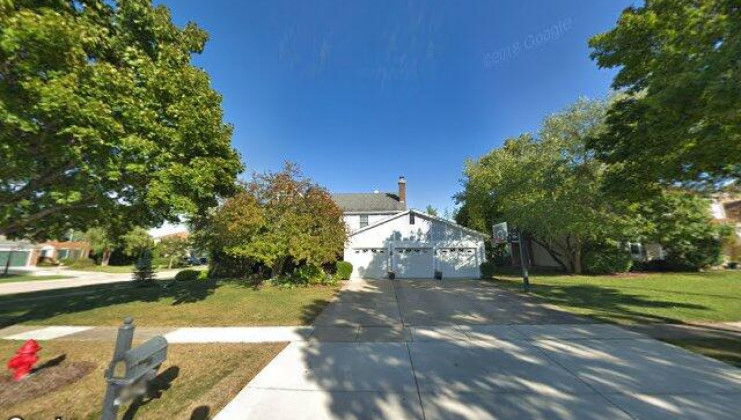 3895 moulin ln, hoffman estates, il 60192