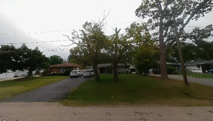 832 kirkwood ave, winthrop harbor, il 60096