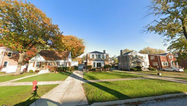 1433 manchester ave, westchester, il 60154