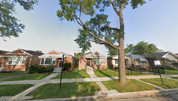 9310 s normal ave, chicago, il 60620