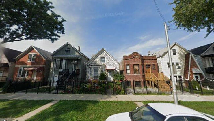2842 s komensky ave, chicago, il 60623