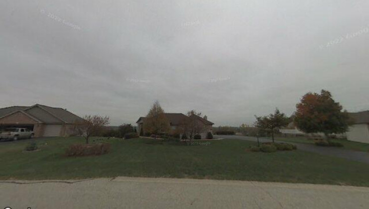 2710 rolling oaks rd, spring grove, il 60081