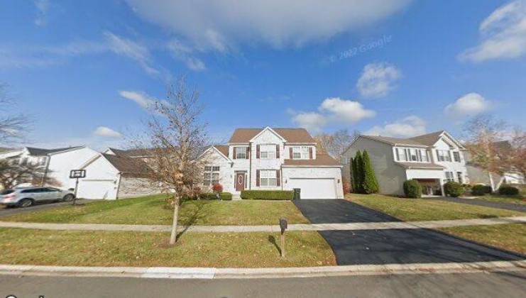 4525 barharbor dr, lake in the hills, il 60156