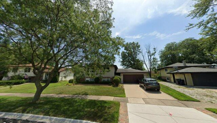 9935 avenida del norte st, orland park, il 60462