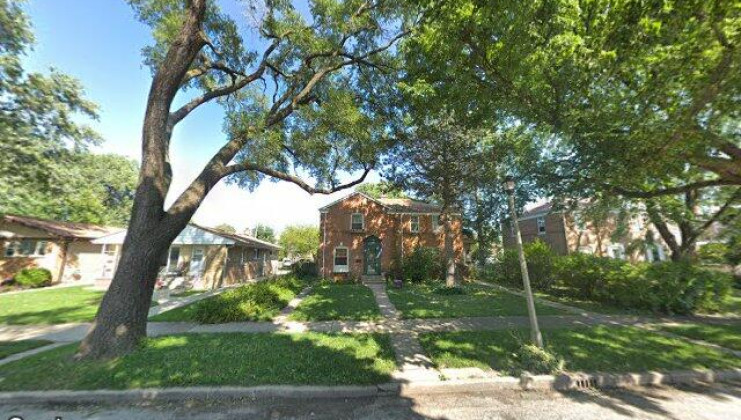 8321 monticello ave, skokie, il 60076