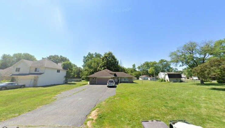 1221 174th st, east hazel crest, il 60429