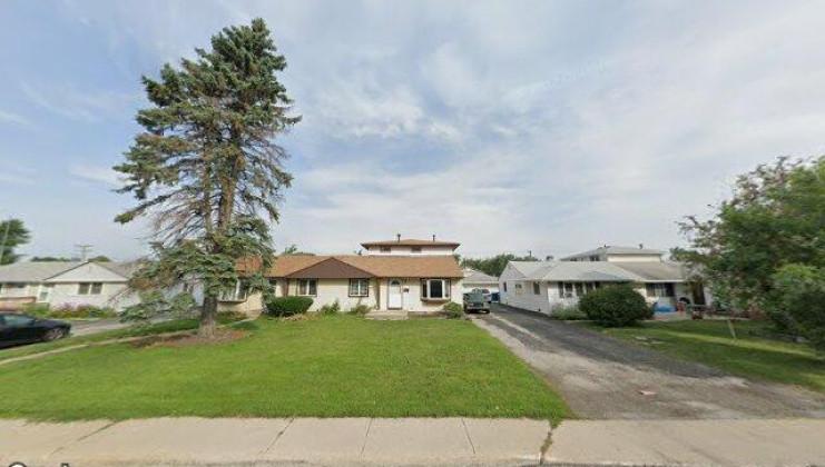 8978 s main st, hometown, il 60456