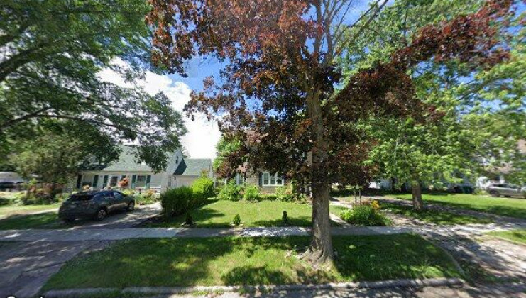 2818 emmaus ave, zion, il 60099