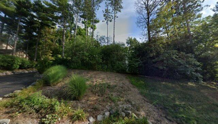 703 fox trail ln, island lake, il 60042