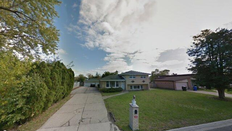 9339 n parkside ave, des plaines, il 60016
