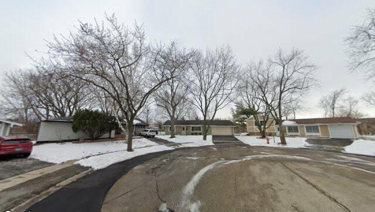 1665 cooper ct, hanover park, il 60133