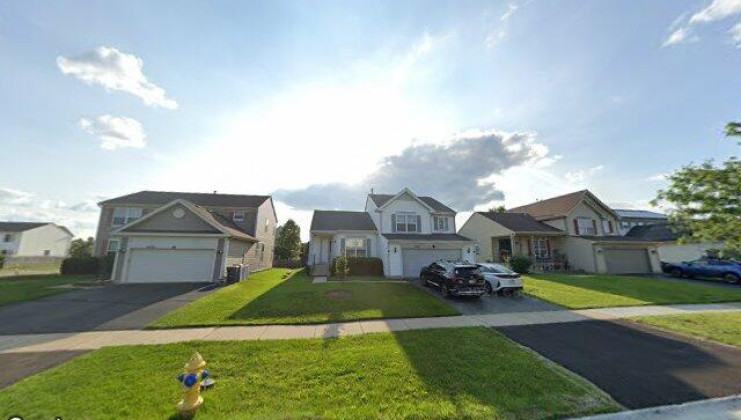 34232 n bluestem rd, round lake, il 60073