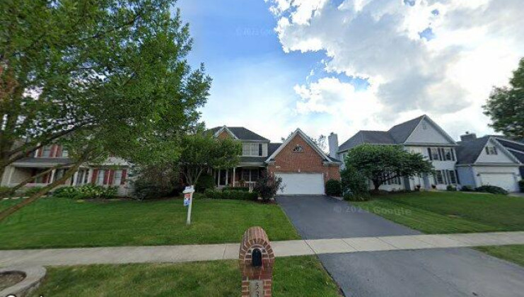 536 meadowview dr, west chicago, il 60185