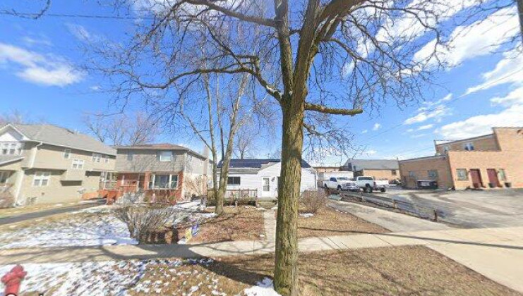 15 n michigan ave, villa park, il 60181