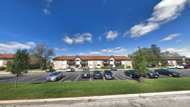24b kingery quarter #106, willowbrook , il 60527