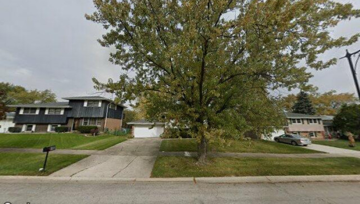 8100 w 89th st, hickory hills, il 60457