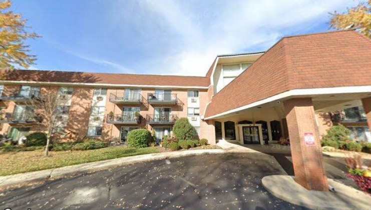 1188 royal glen dr #124c, glen ellyn, il 60137