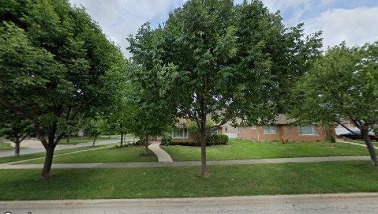 237 van buren , elmhurst, il 60126