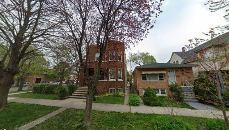 1503 harvey ave, berwyn, il 60402