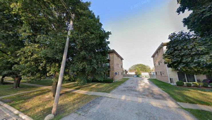 8019 beloit ave apt 3a, bridgeview, il 60455