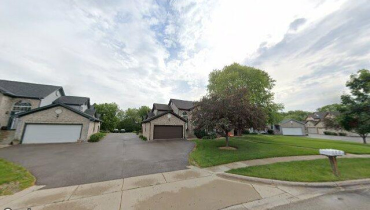 426 e kresswood dr, mchenry, il 60050
