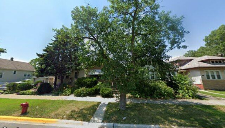 10034 s yale ave, chicago, il 60628
