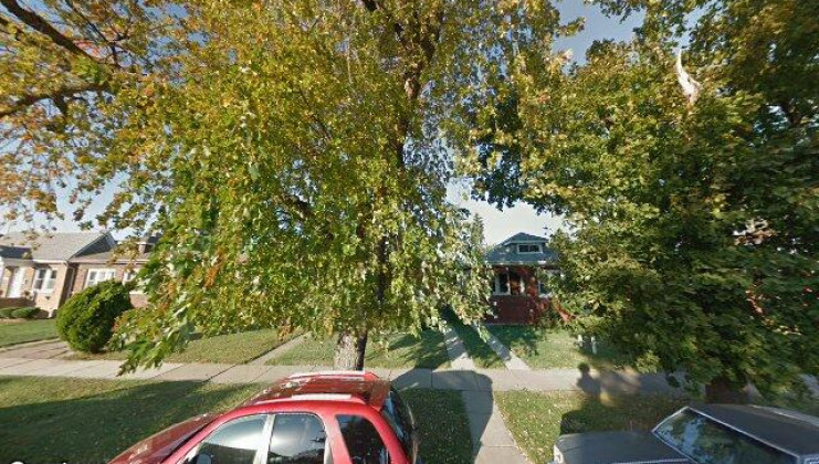 8220 s honore st, chicago, il 60620