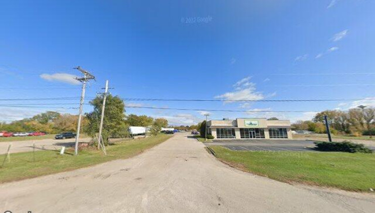 1422 s division st, harvard, il 60033