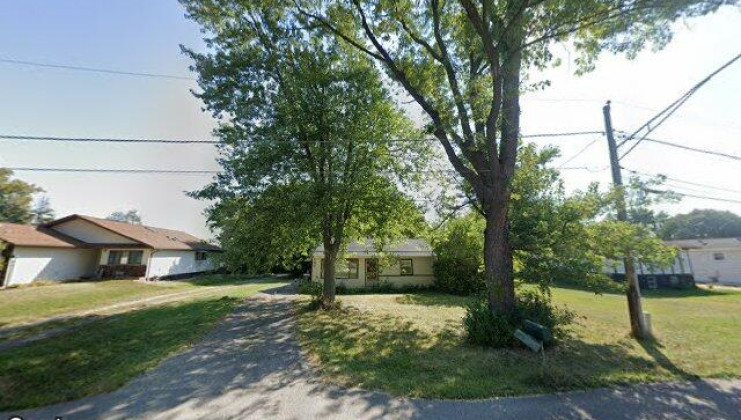 167-173 lakewood dr, antioch, il 60002