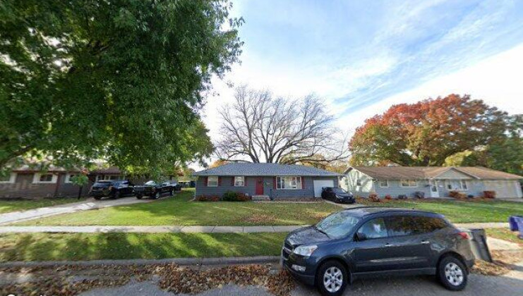136 s jane dr, elgin, il 60123