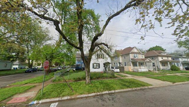 502 grand ave, aurora, il 60506