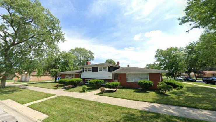 12801 s loomis st, calumet park, il 60827