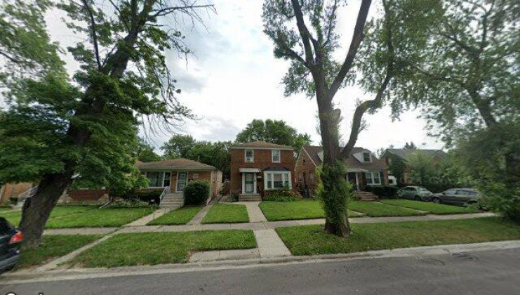 14211 s wabash ave, riverdale, il 60827